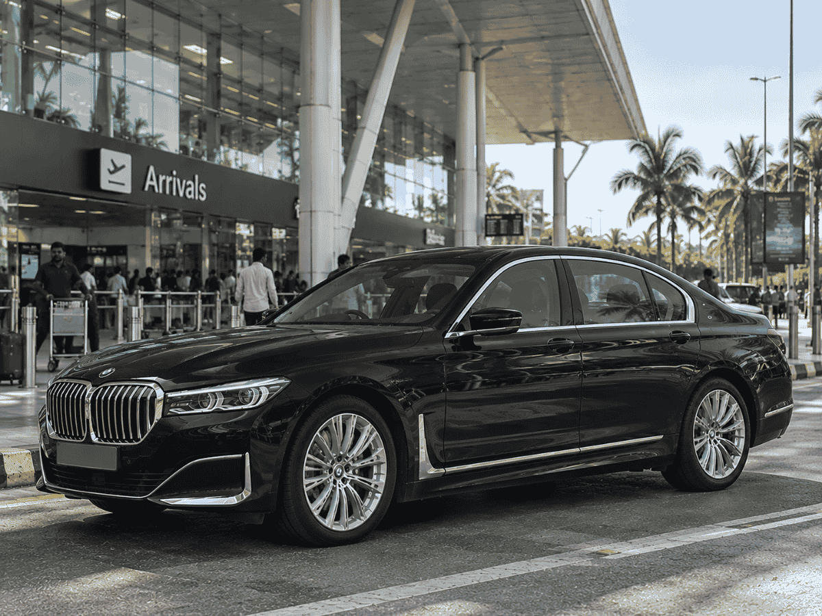 Luxury car rental in Goa – BMW 7 Series delivered at Dabolim Airport arrivals